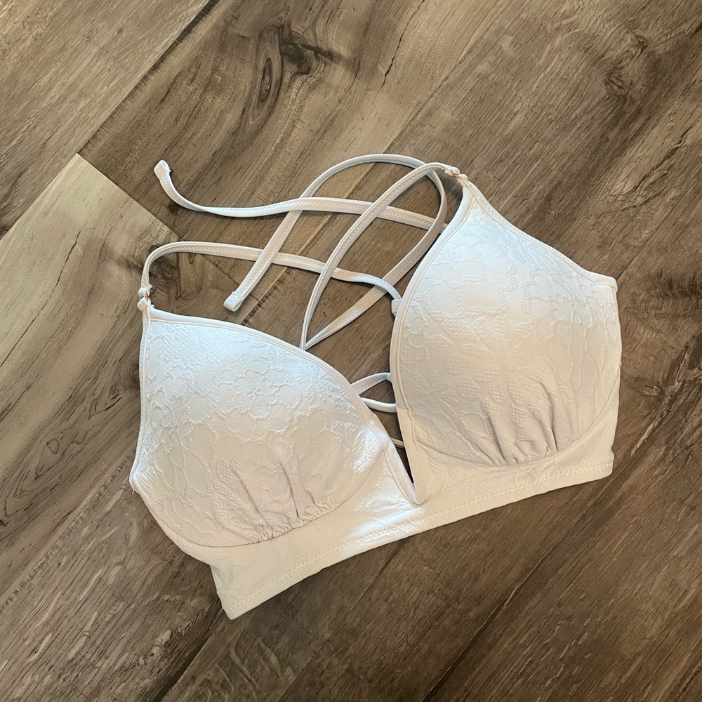 White Bikini Top 🤍